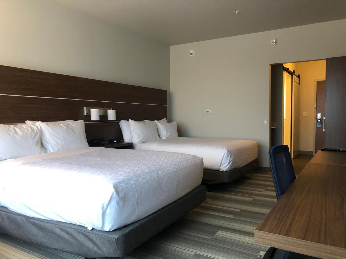 Holiday Inn Express & Suites - Madison West - Middleton By Ihg Exteriér fotografie