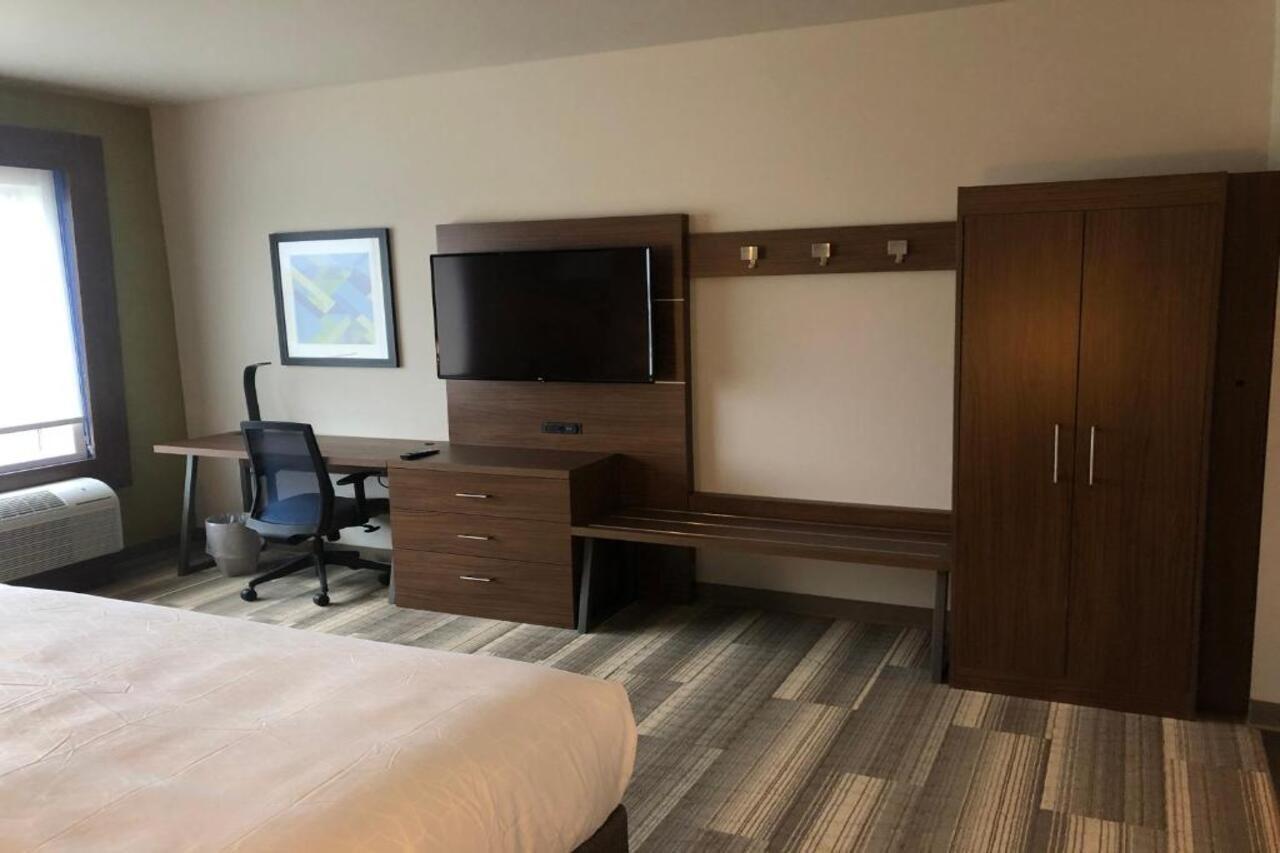 Holiday Inn Express & Suites - Madison West - Middleton By Ihg Exteriér fotografie