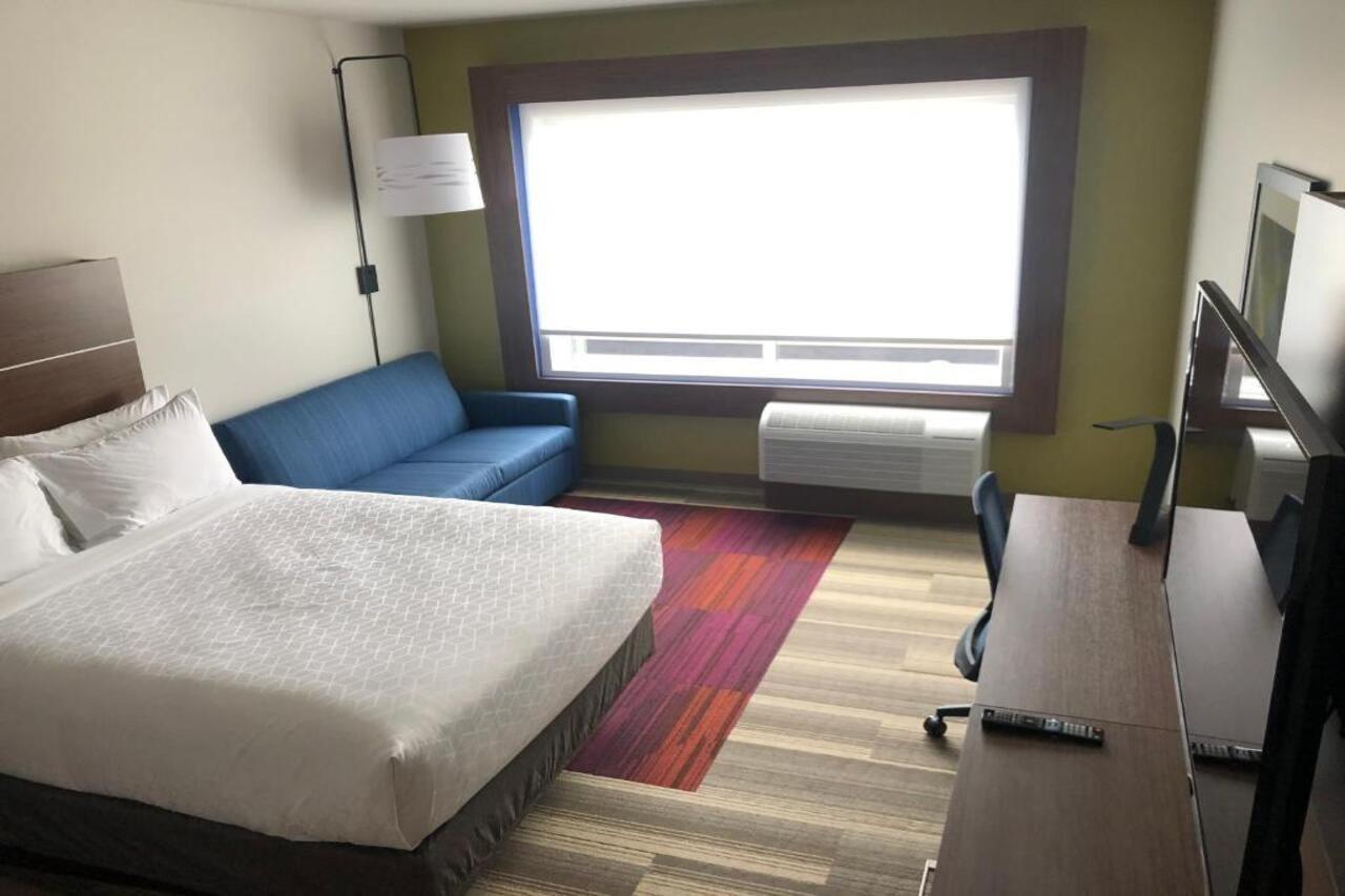 Holiday Inn Express & Suites - Madison West - Middleton By Ihg Exteriér fotografie