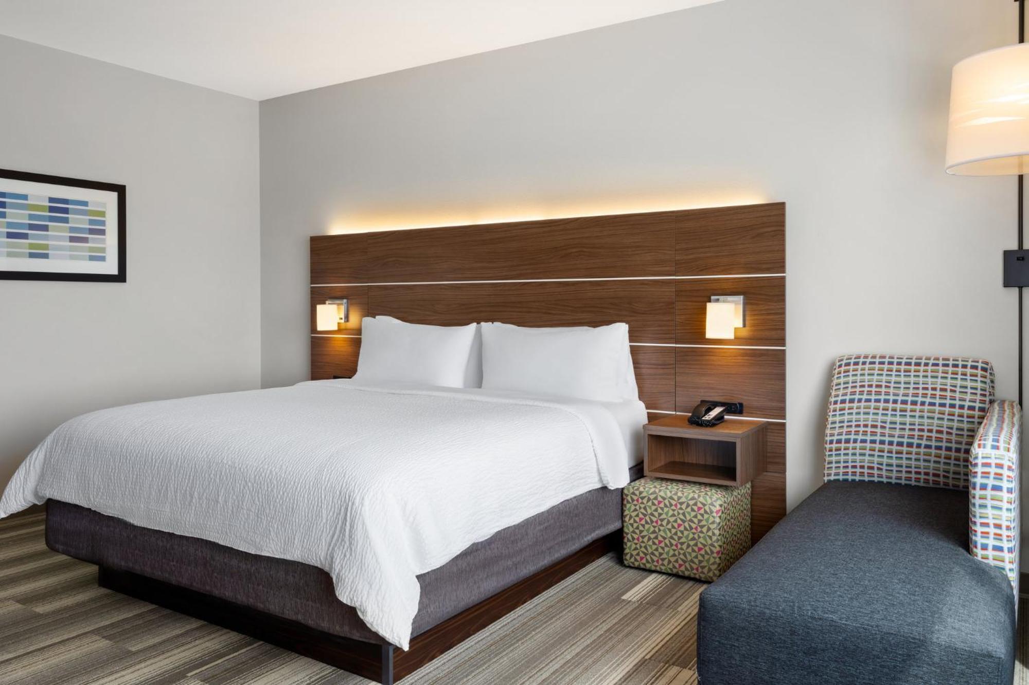 Holiday Inn Express & Suites - Madison West - Middleton By Ihg Exteriér fotografie